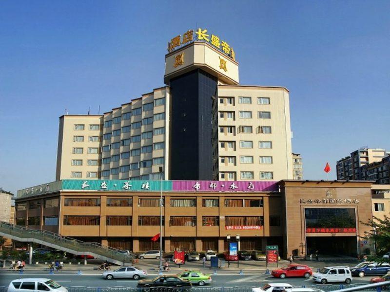 Crown International Hotel Chengdu Esterno foto